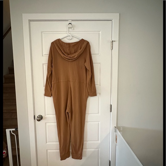 Smash and Tess x Jillian Harris “Harris Hoodie” in cinnamon brown. Size Large. - Picture 4 of 5